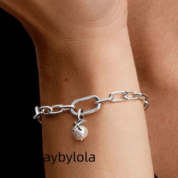 Pandora Pearl & Arrows Mini Dangle Charm - Picture 2 of 6